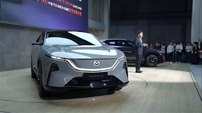 مازدا تزيح الستار عن أيقونتها الكهربائية الجديدة «EZ-60 » بتقنيات متطورة