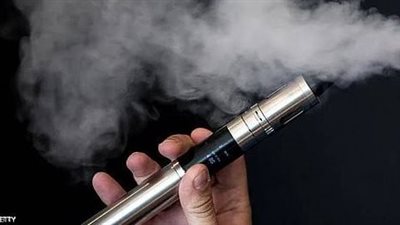 السجائر الإلكترونية وسرطان الرئة.. خطر يضاهي التدخين التقليدي وربما يتجاوزه