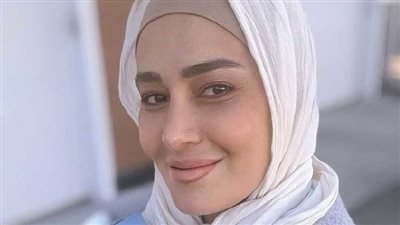 من جديد.. حلا شيحة بالحجاب وسارة نخلة.. «نفس القصة كل سنة ونص»
