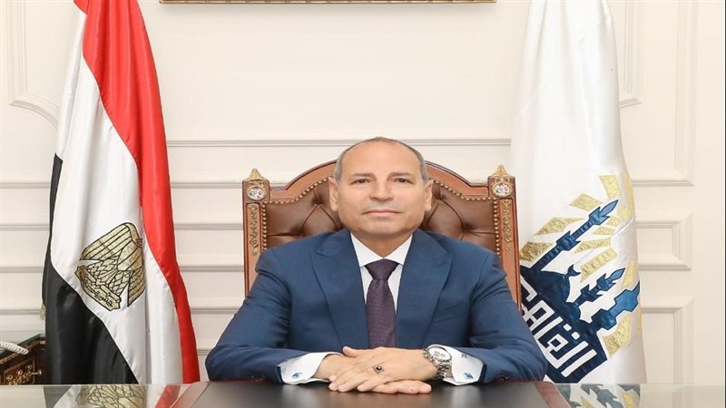 محافظ القاهرة للمنطقة