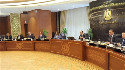 مدبولي.. مواجهة مخالفات البناء جزء من تقييم أداء أي محافظ 