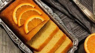 طريقة تحضير كيك البرتقال الهش والسريع في أقل من 10 دقائق