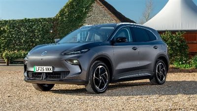 إم جي تكشف عن سيارتها الكهربائية الجديدة S5 بتقنيات متطورة وأداء لافت