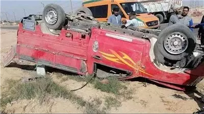 فاجعة مرورية.. حادث انقلاب مروع وعشرات المصابين والوفيات بطريق الفرافرة