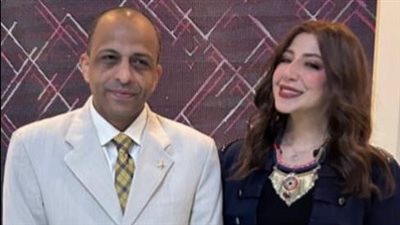 الإعلامية دينا إبراهيم تروج للمتحف المصري الكبير من خلال برنامجها أنا والواقع