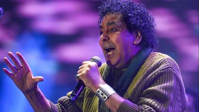 «ملامحنا» تعيد محمد منير لجمهوره.. عودة فنية عاطفية برعاية روتانا