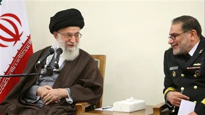 شمخاني يصارع الموت بعد ضربة إسرائيلية.. مصادر تنفي مقتله وتؤكد حالته الحرجة