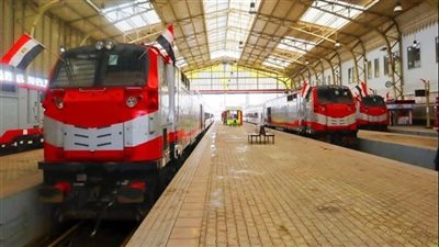 سكة حديد مصر تشغل قطارات مريحة للمصطافين إلى مرسى مطروح