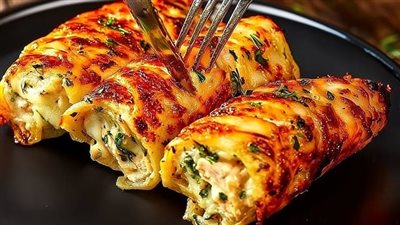 وصفة لفائف البطاطس بالدجاج والجبنة.. المذاق الشهي بأسهل طريقة