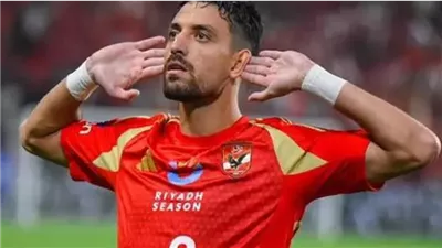 «فحص طبي لطاهر محمد».. ومفاوضات الأهلي مع مصطفى محمد تصطدم بعقبات أوروبية