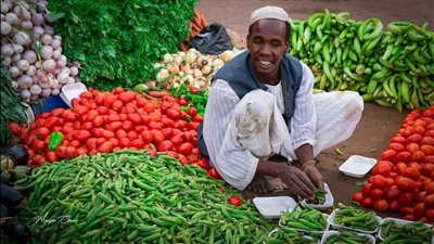 تباين أسعار الخضروات والفاكهة في الأسواق اليوم الثلاثاء 