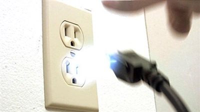 6 نصائح تحميك من حرائق الصيف والماس الكهربائي داخل المنزل