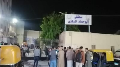 النيابة تباشر التحقيق مع شقيقين اعتديا على طبيب خلال إسعاف والدهما بالشرقية