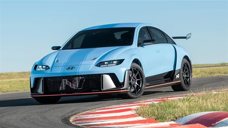 هيونداي أيونيك 6