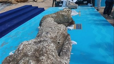 أسرار المدينة الغارقة.. تفاصيل اكتشاف تماثيل وأجزاء معمارية في الإسكندرية