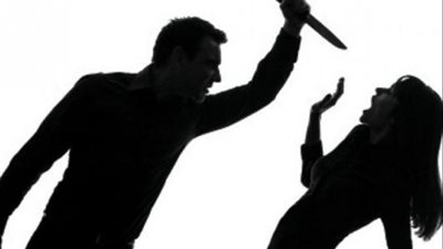 طعـنات في الصدر والرقبة.. تفاصيل اعتداء زوج على زوجته بالحي الخامس