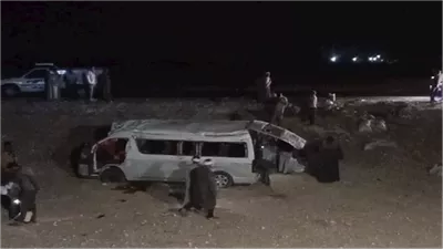 إصابة 5 أشخاص بينهم فلسطينيان في حادث انقلاب ميكروباص ببورسعيد 