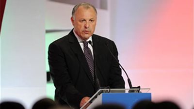 أبوريدة يرفع راية الدعم للمنتخب.. لا وقت للتشتيت والسوشيال ميديا خط أحمر