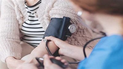 خطوات «الإسعافات الأولية» السريعة لعلاج هبوط الضغط