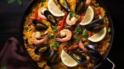 طريقة تحضير «الأرز البني بفواكه البحر» بوصفة مميزة