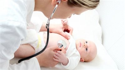 «أمراض القلب» لحديثي الولادة.. أبرز الأعراض وطرق العلاج