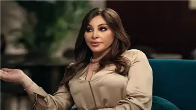 إليسا تحيي تجربتها مع السرطان وتدعو للكشف المبكر