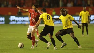 الأهلي يضرب كهرباء الإسماعيلية برباعية في الدوري