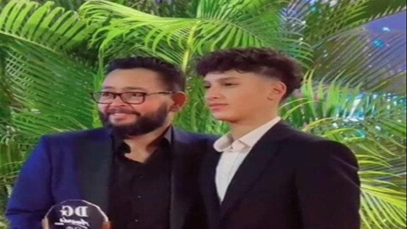  أحمد رزق ونجلة