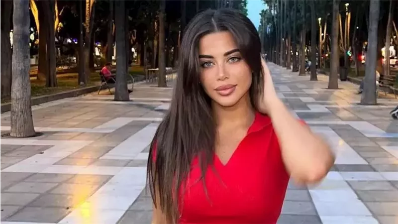 يارا السكري