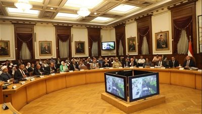 رؤية متكاملة.. محافظ القاهرة يعلن نقل 2000 ميكروباص من رمسيس