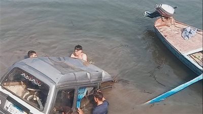 مصرع 3 أشخاص بينهم سيدتان إثر حادث انقلاب سيارة بالقليوبية