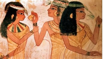تأثير مستحضرات التجميل المصرية القديمة على مفاهيم الجمال 