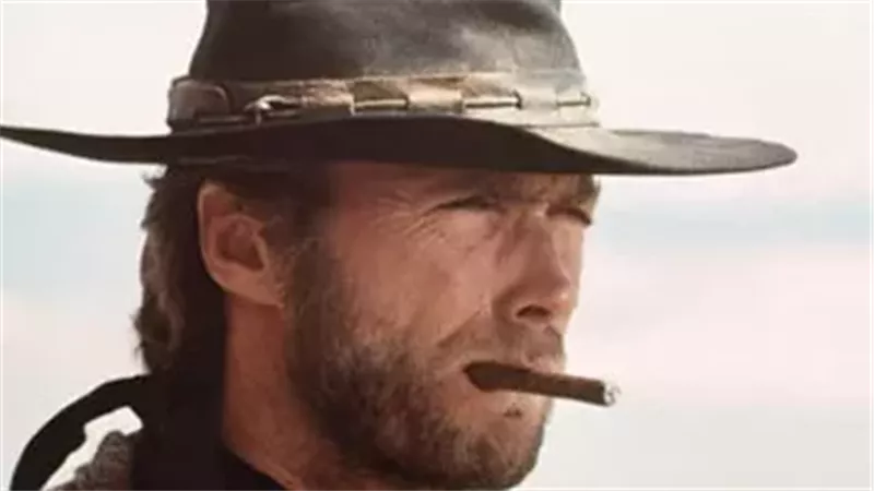 كلينت إيستوود