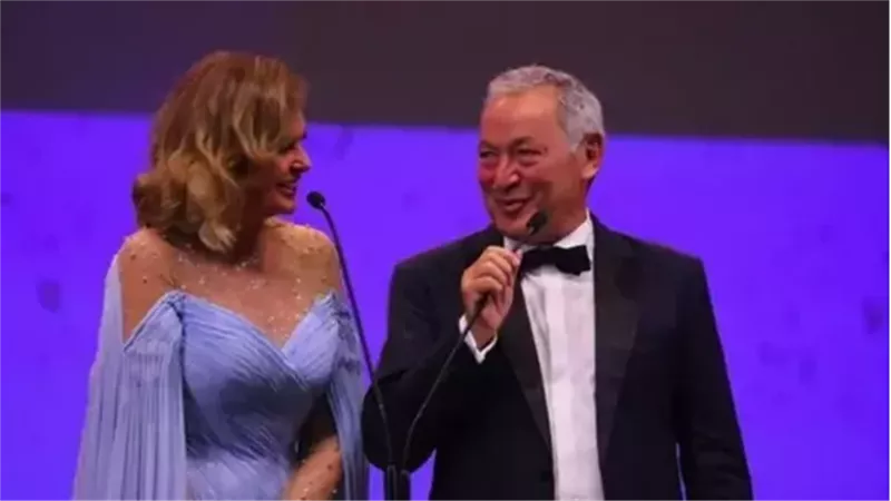 يسرا وسميح ساويرس