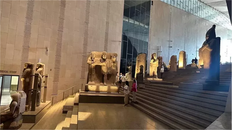 المتحف المصري الكبير