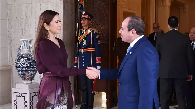  الرئيس السيسي والملكة ماري