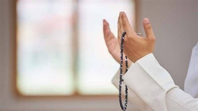 فضل الصلاة على النبي يوم الجمعة وفضل الفجر