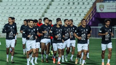 منتخب مصر يبدأ استعداداته لودية أوزبكستان من استاد العين