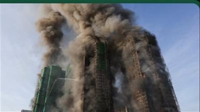 حريق ضخم يوقع قتلى ومصابين داخل أبراج هونج كونج