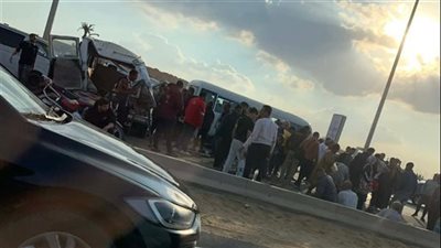 خمسة مصابين في حادث تصادم بطريق السويس نحو مصر الجديدة