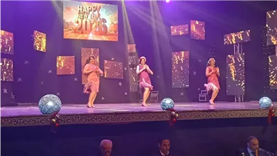 مسرح البالون في احتفالية رأس السنة يستحضر سحر الفولكلور المصري