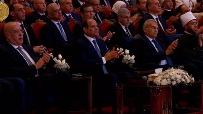 الرئيس السيسي يشهد احتفالية ليلة القدر بمركز المنارة