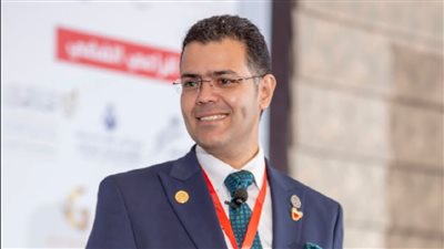 التحرش الإلكتروني بالمرأة والطفل: جريمة عابرة للشاشات وانتهاك لكرامة الإنسان