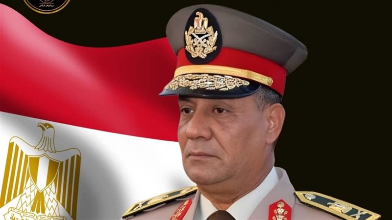 وزير الدفاع 