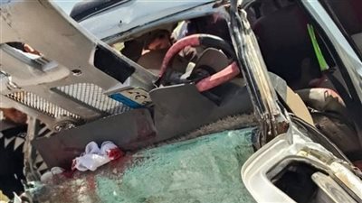 مصرع شخص وإصابة 11 آخرين في حادث تصادم مروع بالبحيرة
