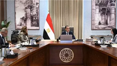 «البحيرة على خارطة التنمية».. مدبولي يتابع تنفيذ 242 مشروعا استثماريا