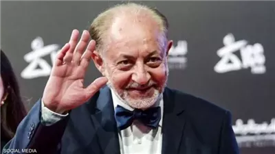 الصدمة تسيطر على الوسط الفني بعد وفاة الفنان عبد العزيز مخيون
