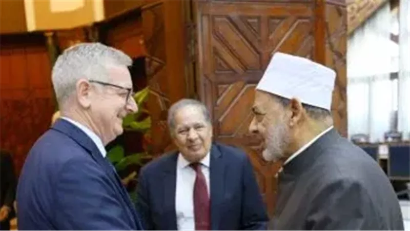الدكتور أحمد الطيب