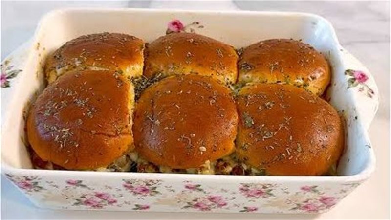 سلايدر اللحم المفروم بالجبن